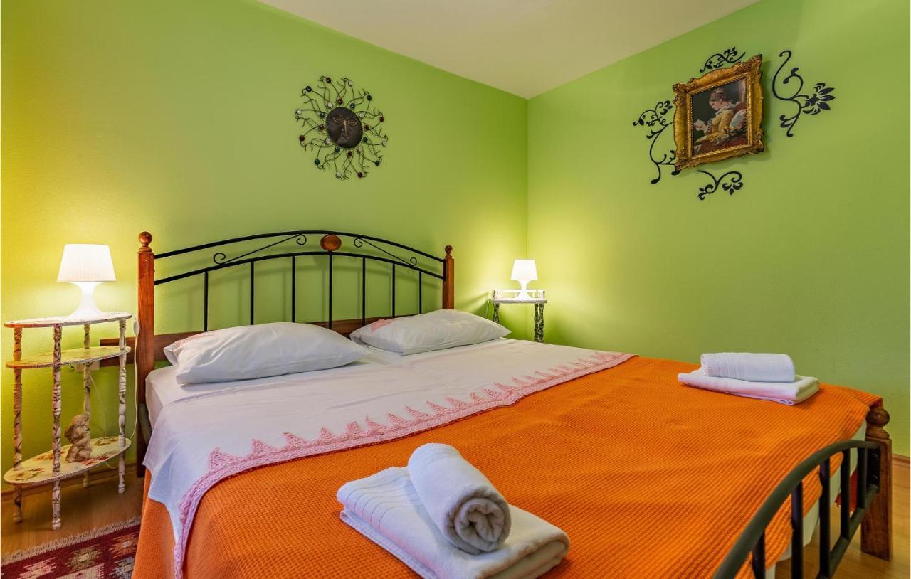 Nice Apartment In Premantura With Wifi Exterior foto